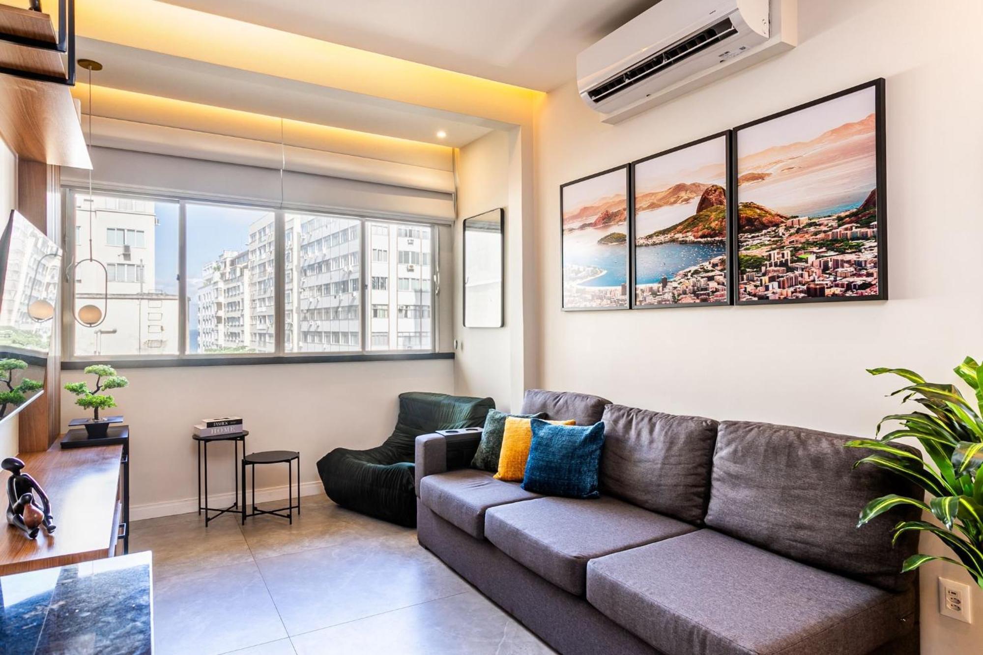 Apartamento 2qtos A 200m Da De Copacabana | Nsc 1118/75 Rio de Janeiro
