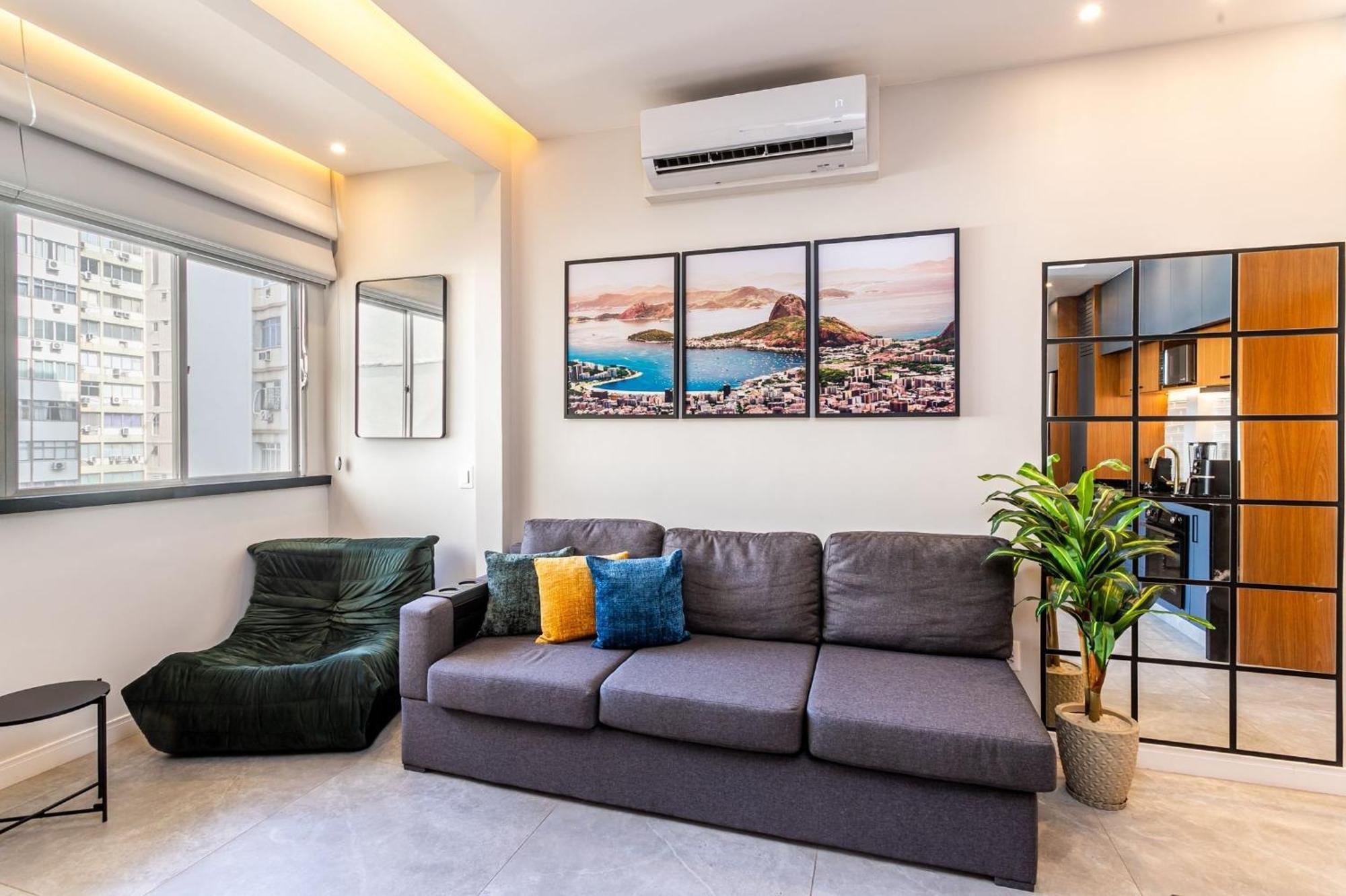 Apartamento 2qtos A 200m Da De Copacabana | Nsc 1118/75